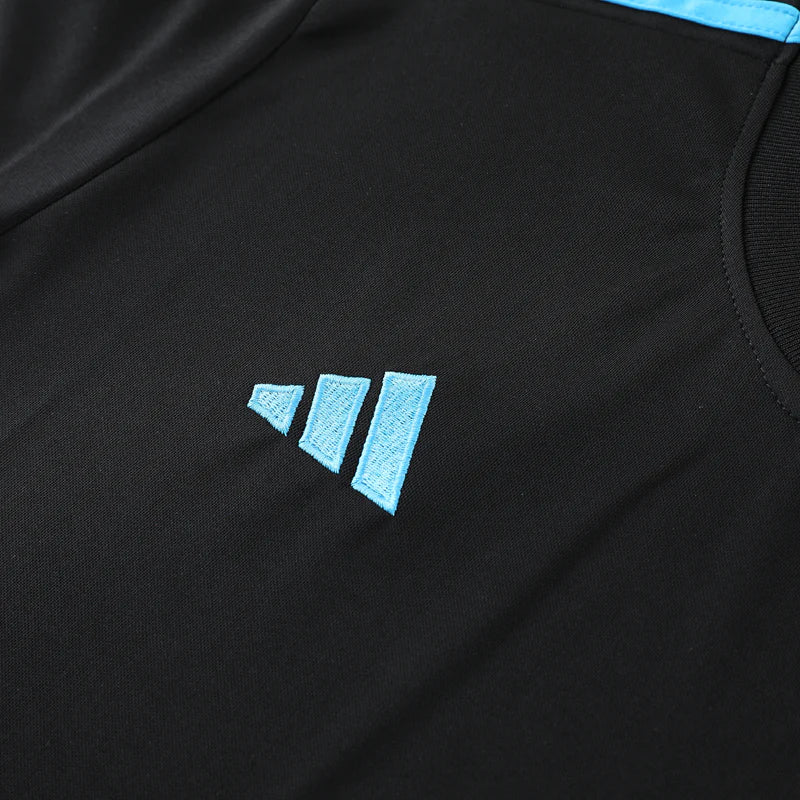 Conjunto Adidas - Camisa + Short, Preto com Azul
