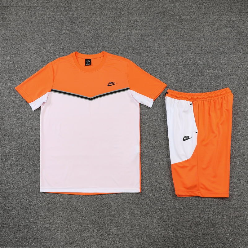 Conjunto Nike - Camisa + Short, Laranja com Branco