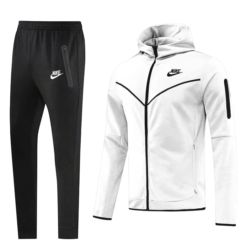 Conjunto Nike Tech Fleece, Branco com Preto
