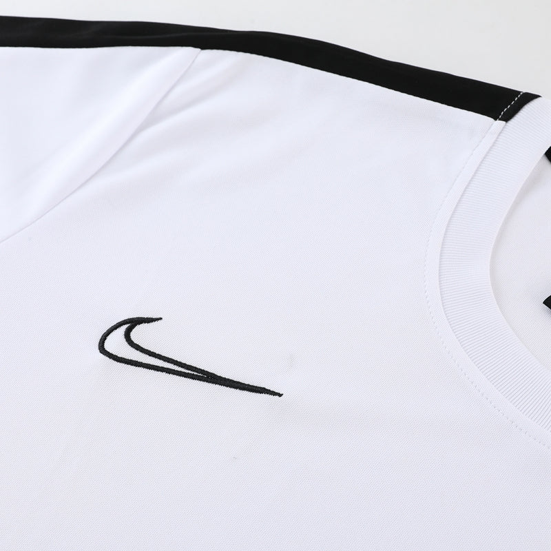 Conjunto Nike Dri-Fit - Camisa + Calça, Branco com Preto