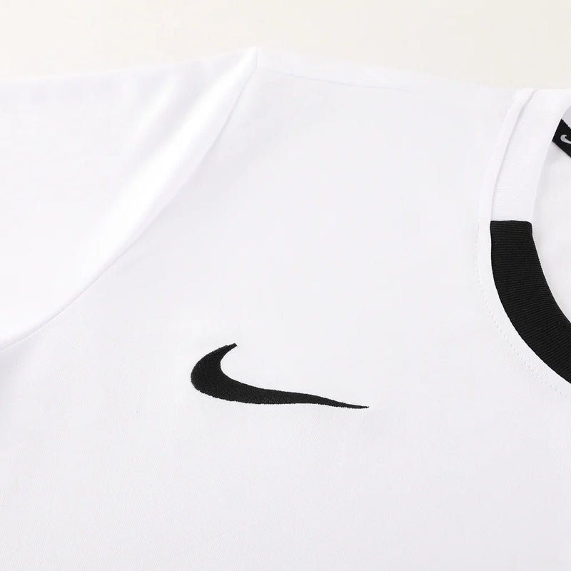 Conjunto Nike - Camisa + Short, Branco com Preto