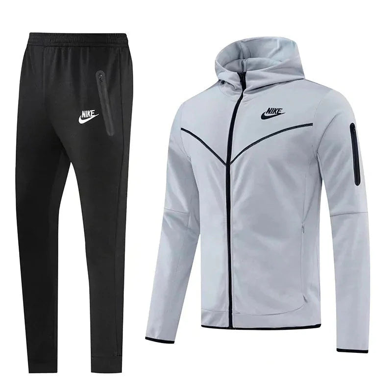 Conjunto Nike Tech Fleece, Cinza com Preto