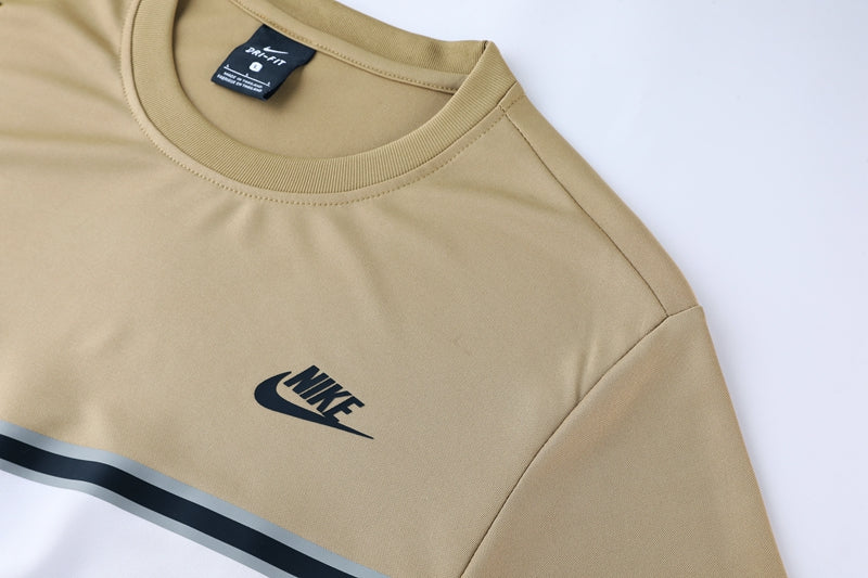 Conjunto Nike - Camisa + Short, Marrom com Branco