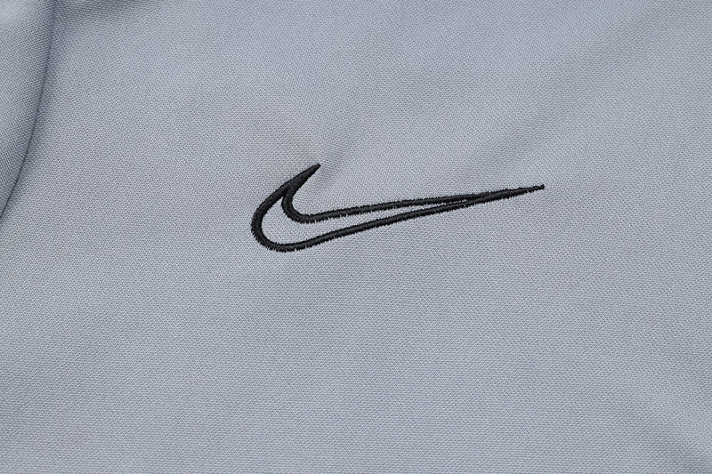 Conjunto Nike Dri-Fit de Frio - Jaqueta + Calça, Cinza com Preto