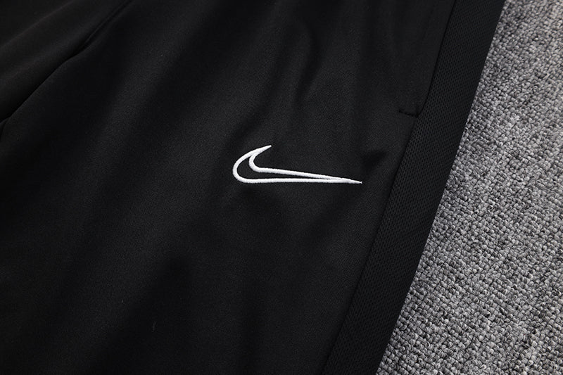 Conjunto Nike Dri-Fit de Frio - Jaqueta + Calça, Cinza com Preto