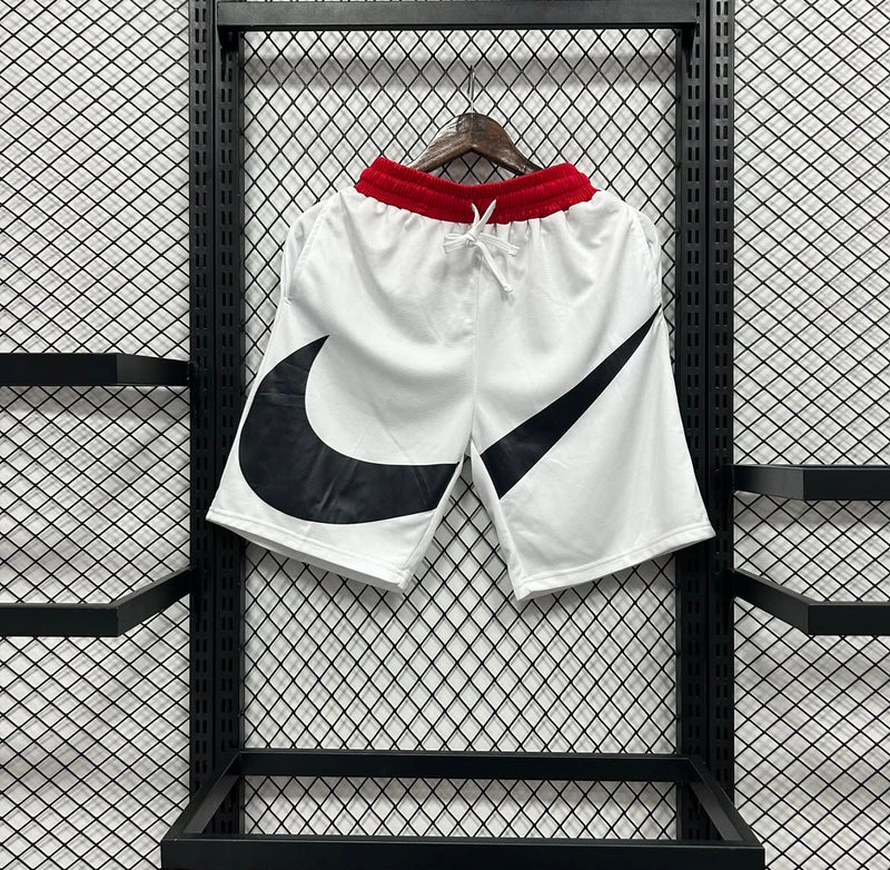 Short Nike Swoosh, Branco