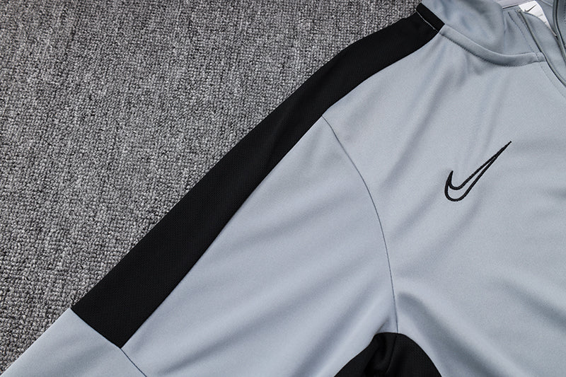 Conjunto Nike Dri-Fit de Frio - Jaqueta + Calça, Cinza com Preto