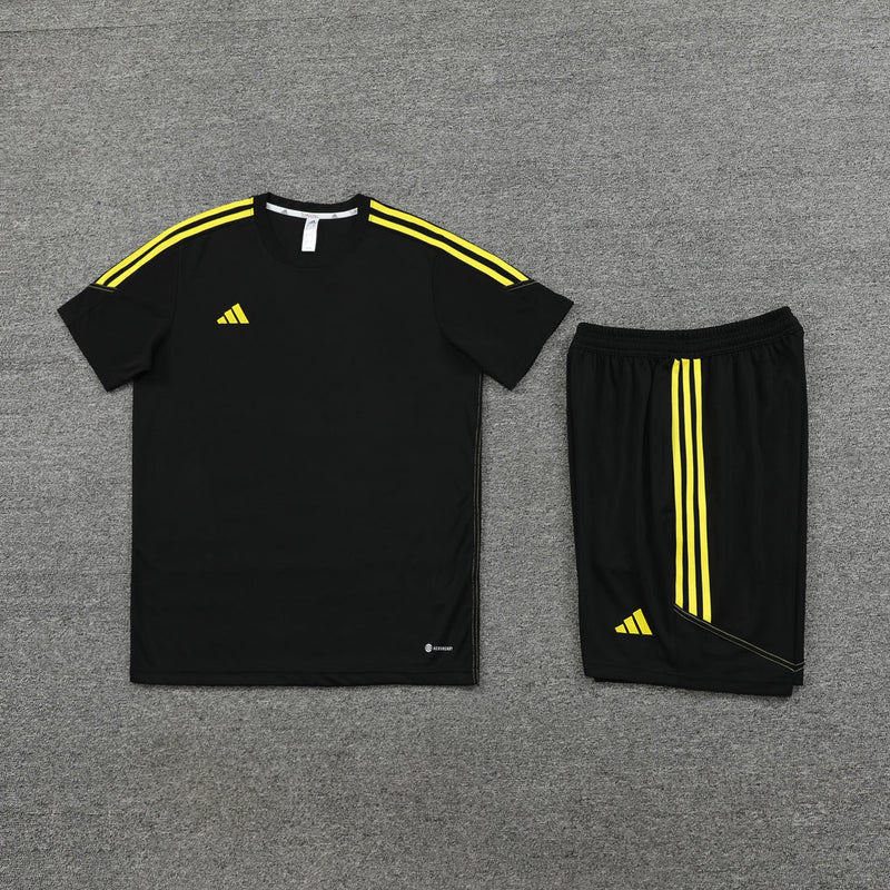Conjunto Adidas - Camisa + Short, Preto com Amarelo