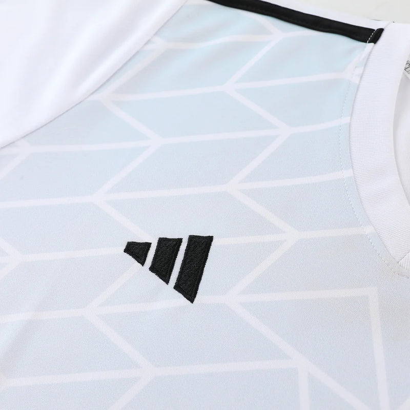Conjunto Adidas - Camisa + Short, Branco com Preto