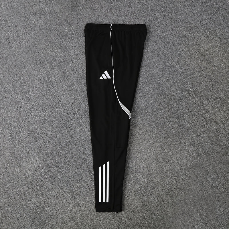 Calça Adidas, Preta