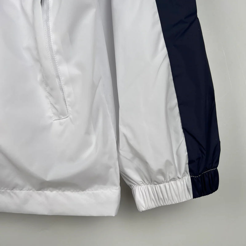Jaqueta Corta Vento Nike Just do It - Forrada e com Capuz, Branco