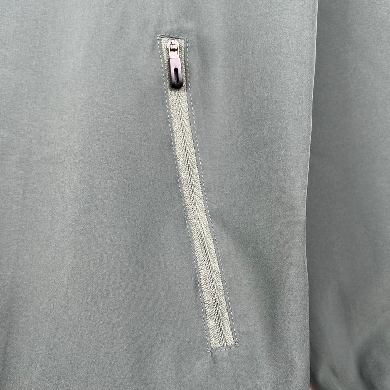 Jaqueta Corta Vento Nike - Forrada e com Capuz, Verde com Branco