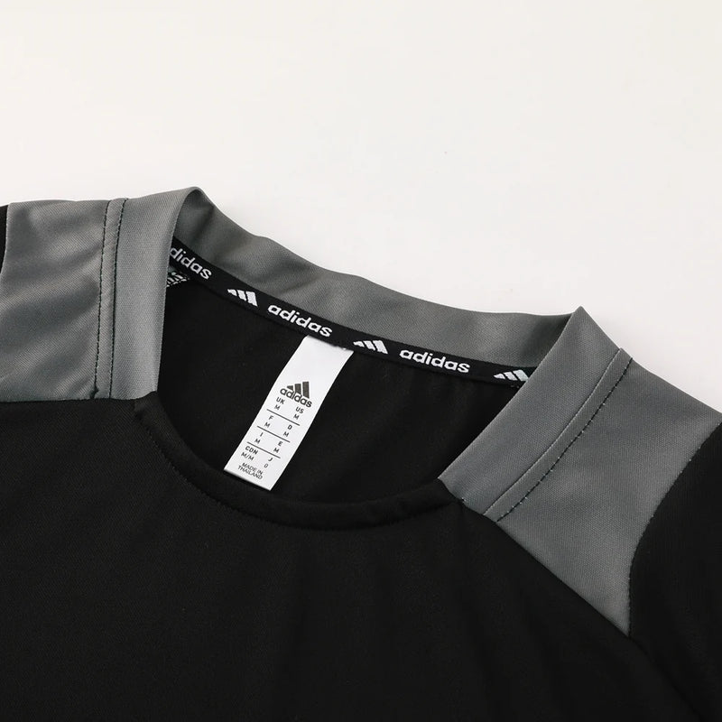 Conjunto Adidas - Camisa + Short, Cinza com Preto