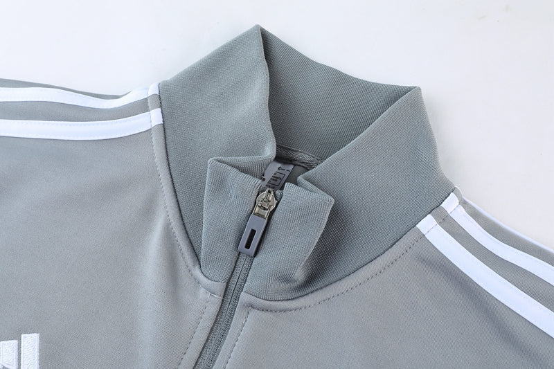 Conjunto Adidas - Jaqueta + Calça, Cinza com Preto