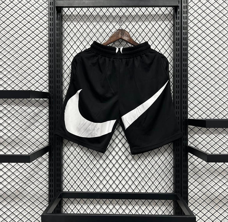 Short Nike Swoosh, Preto
