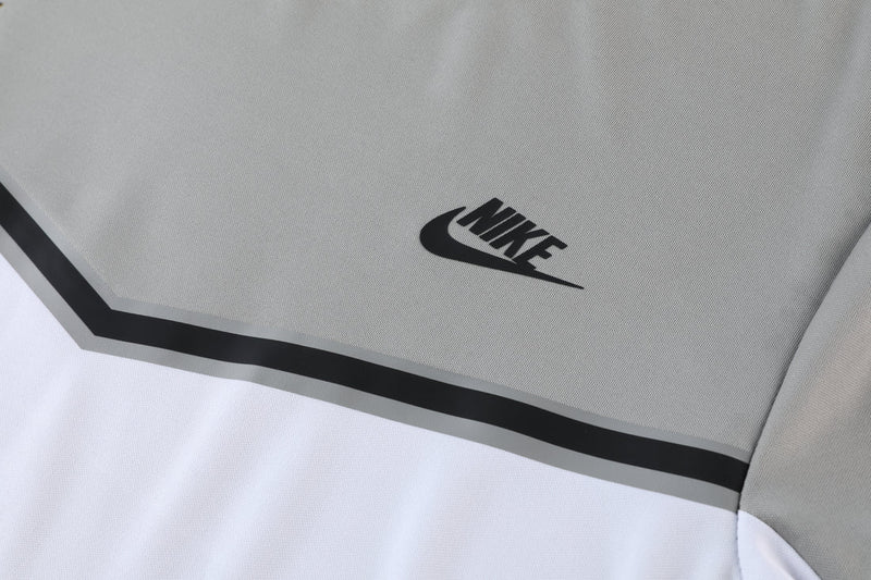 Conjunto Nike Dri-Fit - Camisa + Calça, Cinza com Branco