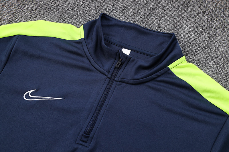 Conjunto Nike Dri-Fit de Frio - Jaqueta + Calça, Azul com Verde