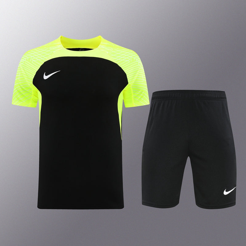 Conjunto Nike - Camisa + Short, Preto com Verde