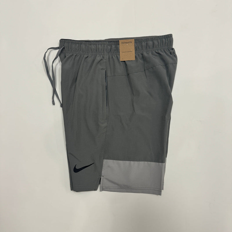 Short Nike Pro, Cinza
